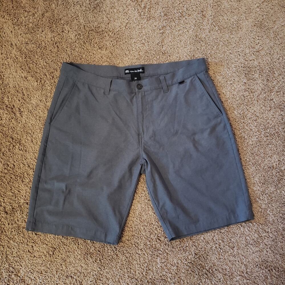 Travis Mathew Flat Front Golf Shorts Striped Grey 10 Inch 38